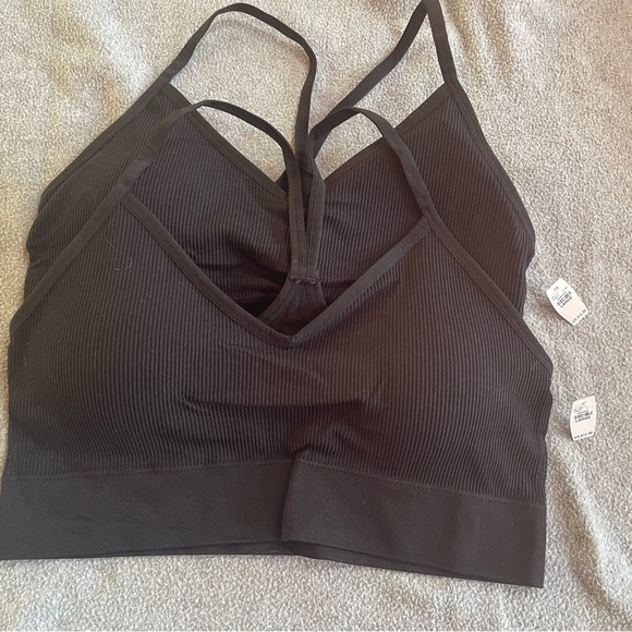 True Stretch Seamless Simple Strap Bralette - Picture 6 of 8